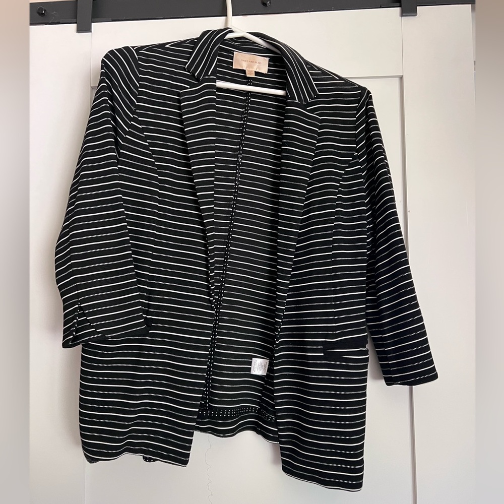Skies Are Blue lightweight blazer